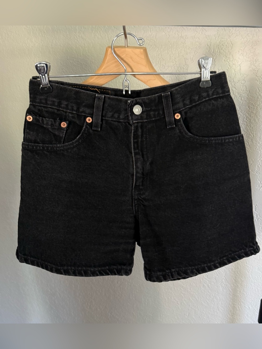 Levi’s Vintage Y2K Black Denim Shorts Junior Size 5 High Rise